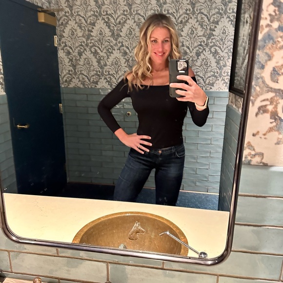 Meet your Posher, Roxanne - Picture 3 of 8